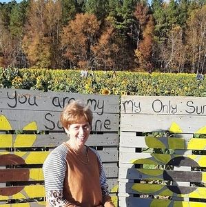 Meet your Posher, Lisa